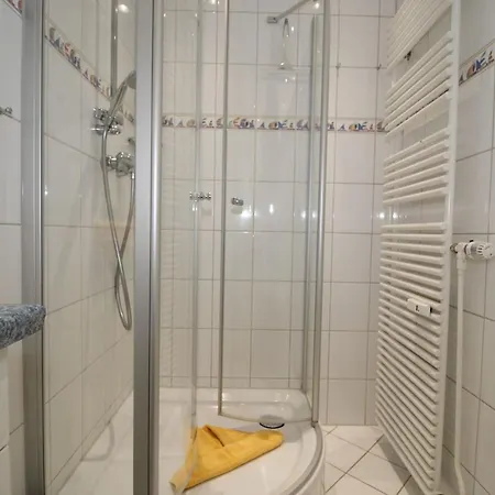 Lord Nelson 819 * Cuxhaven